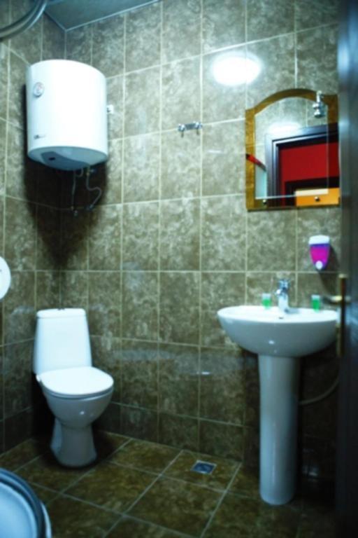 Hotel Albatros Batumi Bagian luar foto